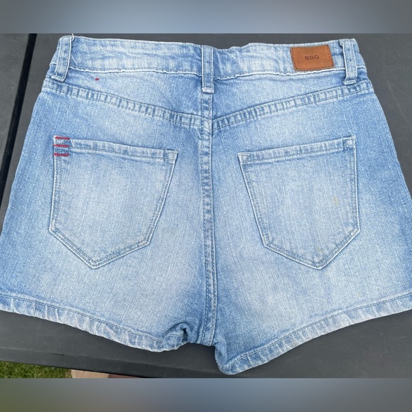 BDG shorts - Picture 2 of 3